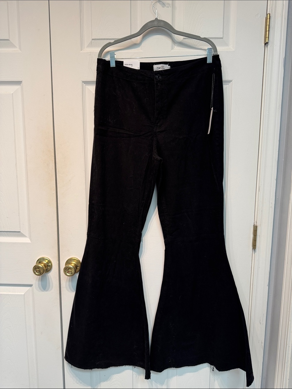 Rue21 Black Flared Wide-Leg Jeans